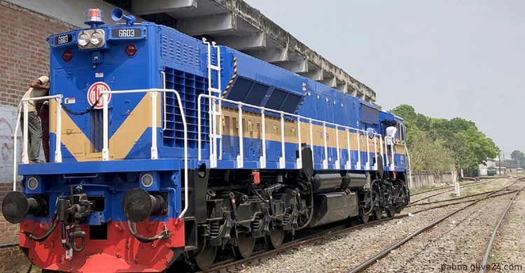চালক সহকারী বরখাস্ত দুজন গ্রেফতার